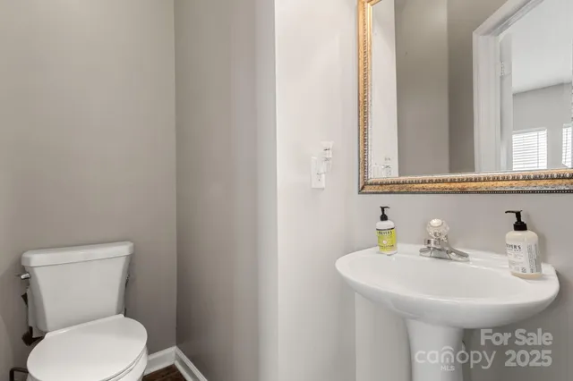 $380,000 | 13309 Lampmeade Lane, Charlotte, NC 28273