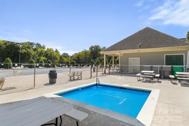 $380,000 | 13309 Lampmeade Lane, Charlotte, NC 28273