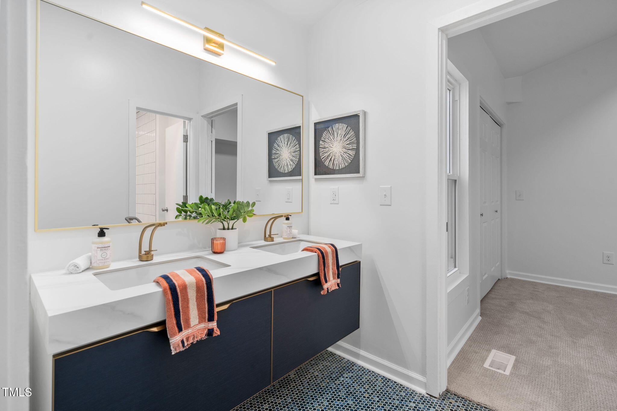 110 Continental Drive Durham, NC 27712 - Photo 37 of 51 a bedroom with a bed and a table