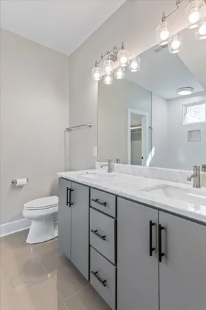 $3,900 | 1724 5th Avenue North, Unit B, Nashville, TN 37208