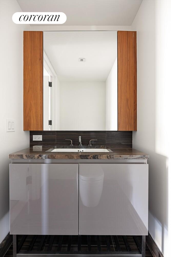 196 Orchard Street, Unit 4H Manhattan, NY 10002 - Photo 9 of 10