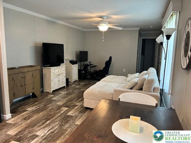 8220 Airport Road, Unit TRLR 17 Bath, PA 18014 - Photo 7 of 25 a living room with furniture and a flat screen tv