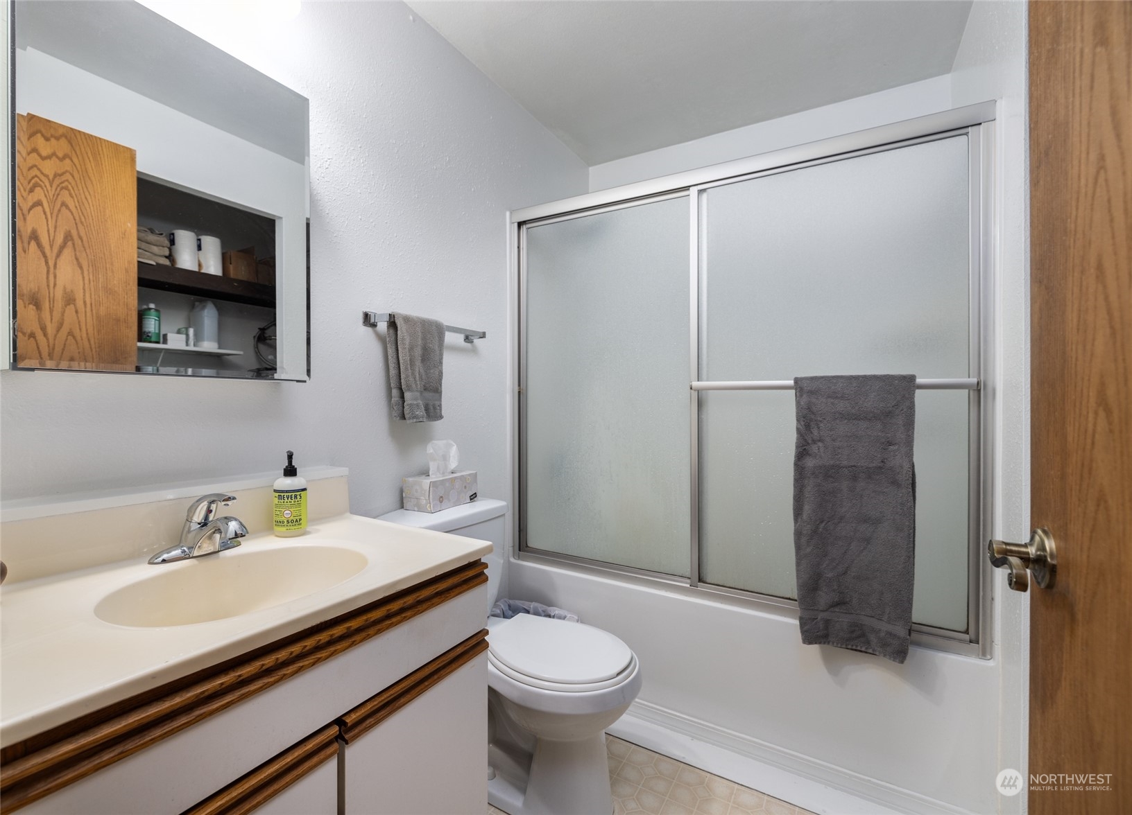 17707 Blodgett Road Mount Vernon, WA 98274 - Photo 31 of 38 Gallery Image 31