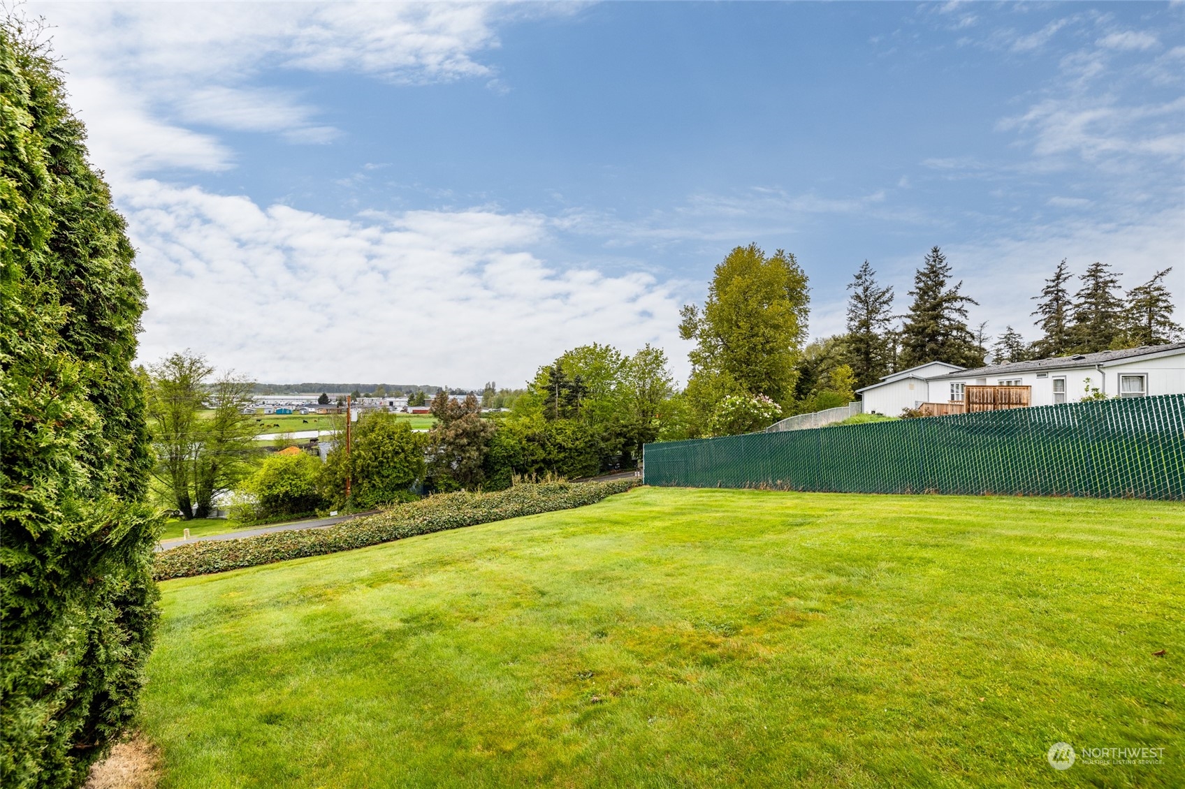 17707 Blodgett Road Mount Vernon, WA 98274 - Photo 37 of 38 Gallery Image 37