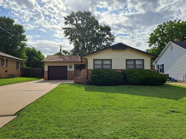 $159,900 | 1826 South Vassar Street, Wichita, KS 67218