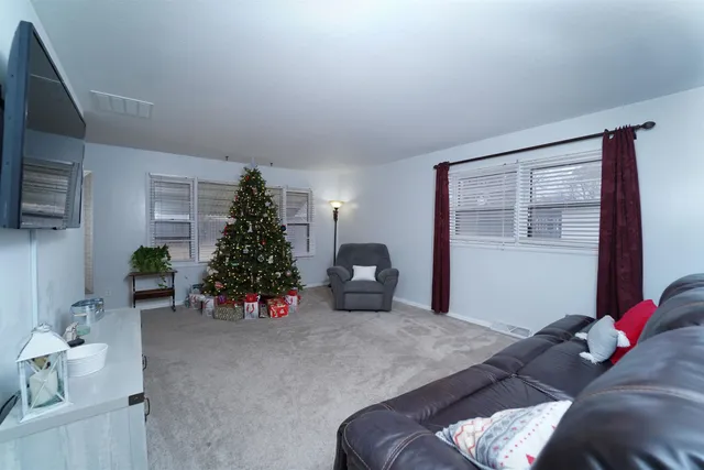 $159,900 | 1826 South Vassar Street, Wichita, KS 67218