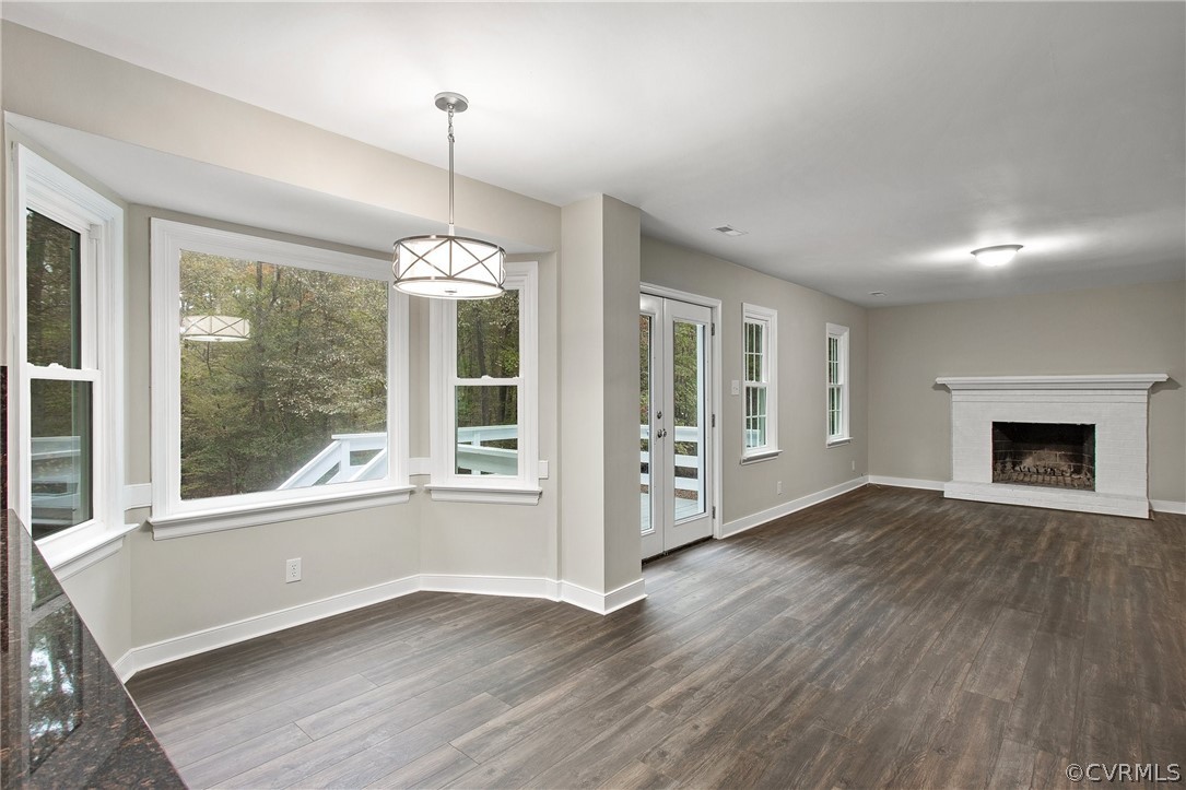 4812 Cedar Cliff Road Chester, VA 23831 - Photo 14 of 36 Kitchen Eat-In Area