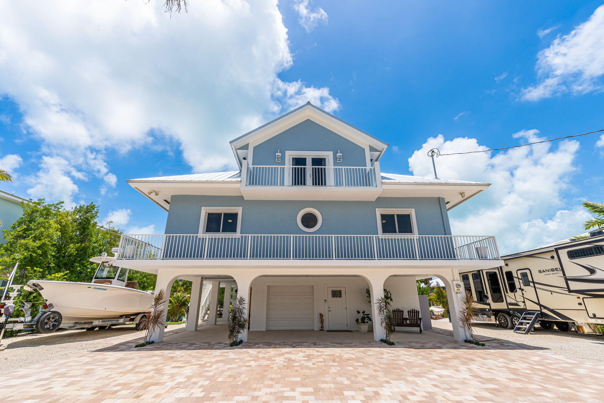 24 Mutiny Place Key Largo, FL 33037 - Photo 60 of 69 a front view of a house with a yard