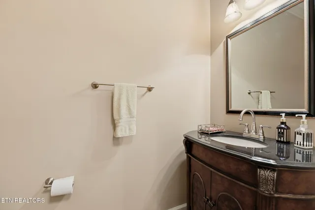 $650,000 | 523 Wyndham Hall Lane, Knoxville, TN 37934