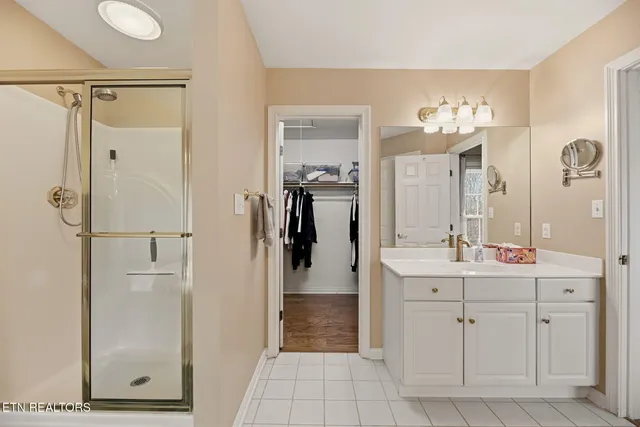 $650,000 | 523 Wyndham Hall Lane, Knoxville, TN 37934