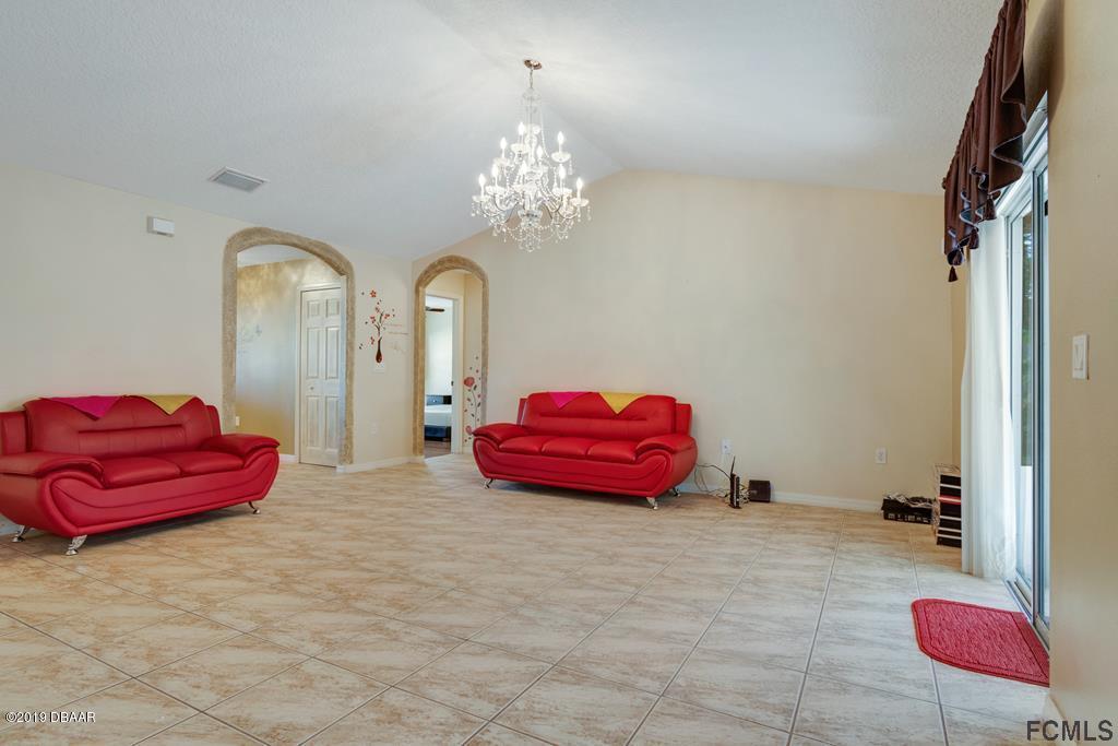 24 Princess Ruth Lane Palm Coast, FL 32164 - Photo 8 of 23 8