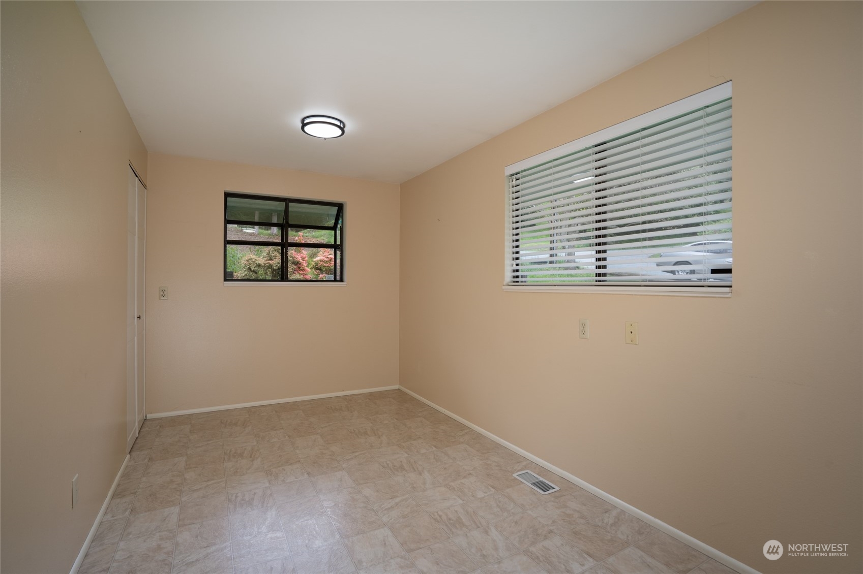 176 Canyon Road Oak Harbor, WA 98277 - Photo 22 of 38 Gallery Image 22