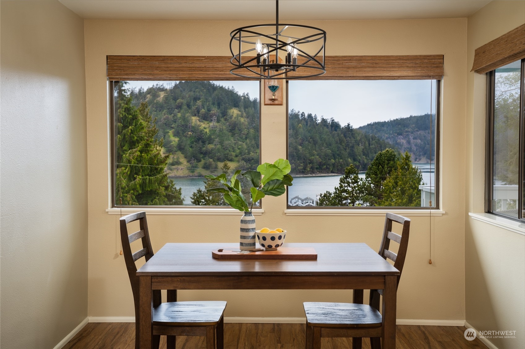 176 Canyon Road Oak Harbor, WA 98277 - Photo 9 of 38 Gallery Image 9