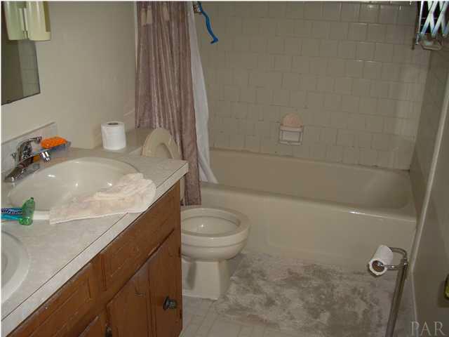 7095 Frank Reeder Road Pensacola, FL 32526 - Photo 8 of 18 Gallery Image 8