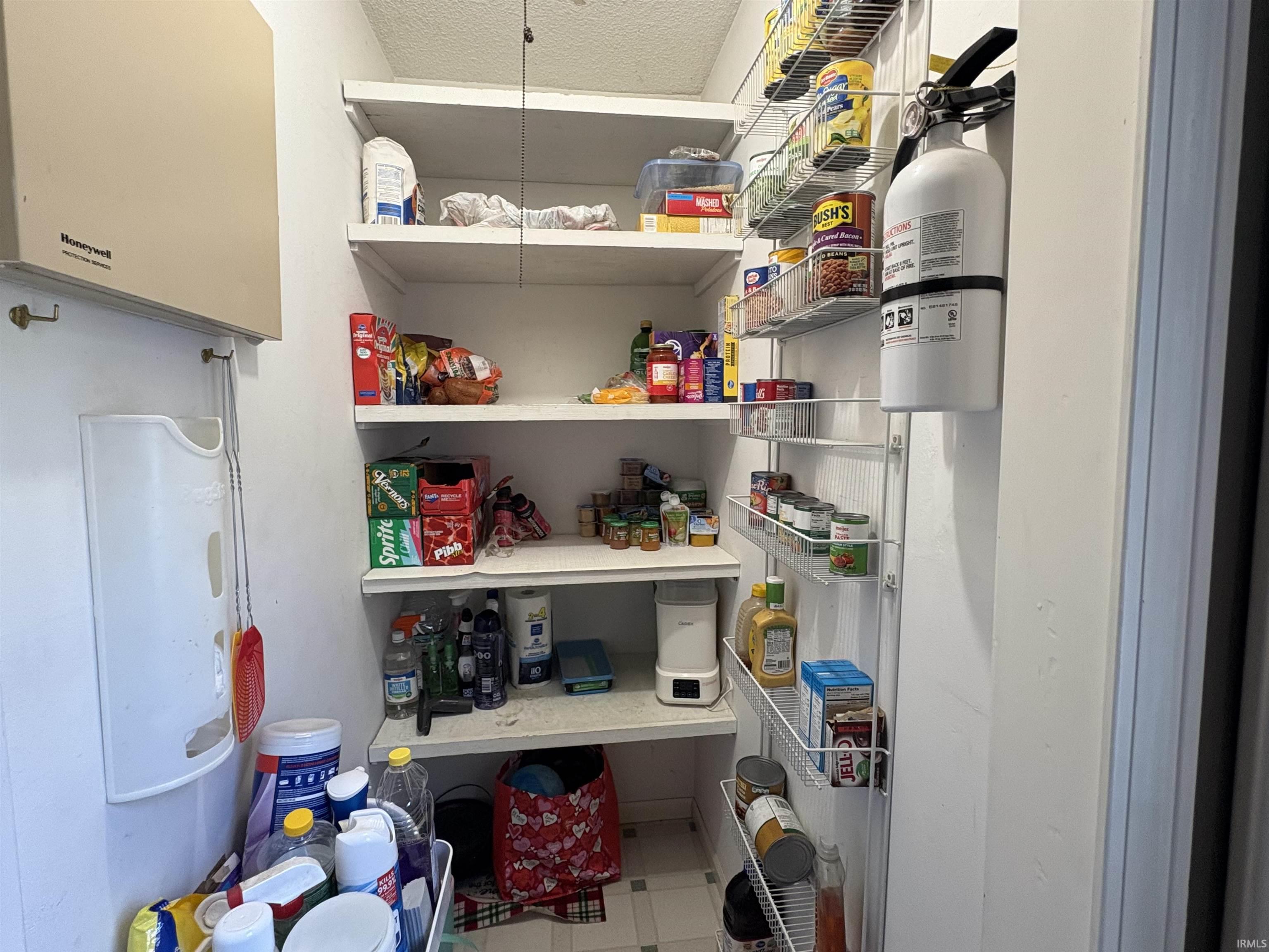 7706 Riva Ridge Road Kokomo, IN 46901 - Photo 8 of 27