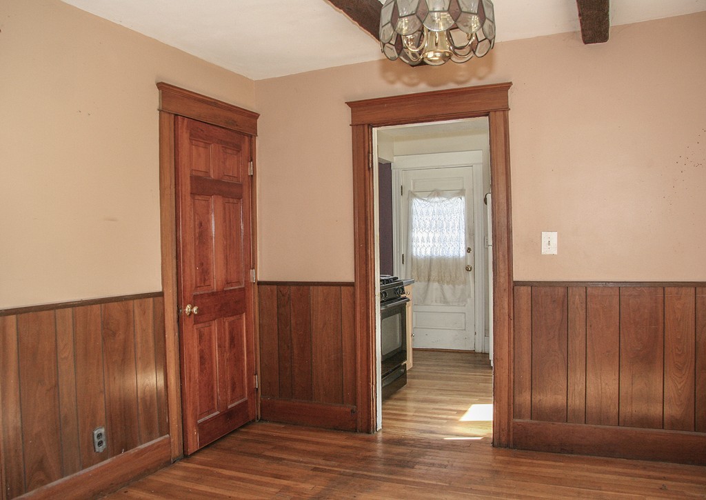 27 Aberdeen Road Framingham, MA 01702 - Photo 7 of 17 Gallery Image 7