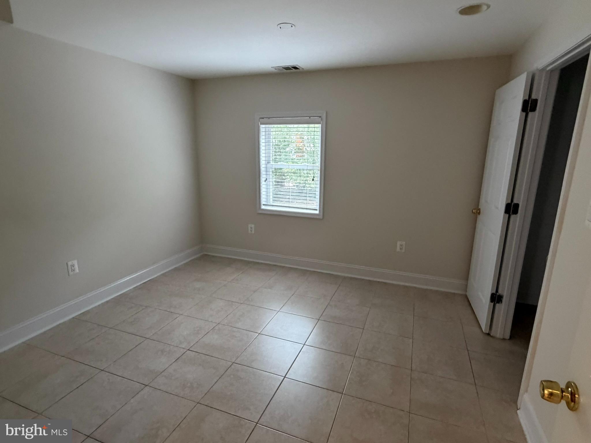 2923 Fairhill Road Fairfax, VA 22031 - Photo 40 of 63 Lower Level Bedroom 5