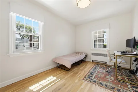 $1,675,000 | 8 Bayberry Avenue, Garden City, NY 11530