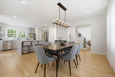 $1,675,000 | 8 Bayberry Avenue, Garden City, NY 11530