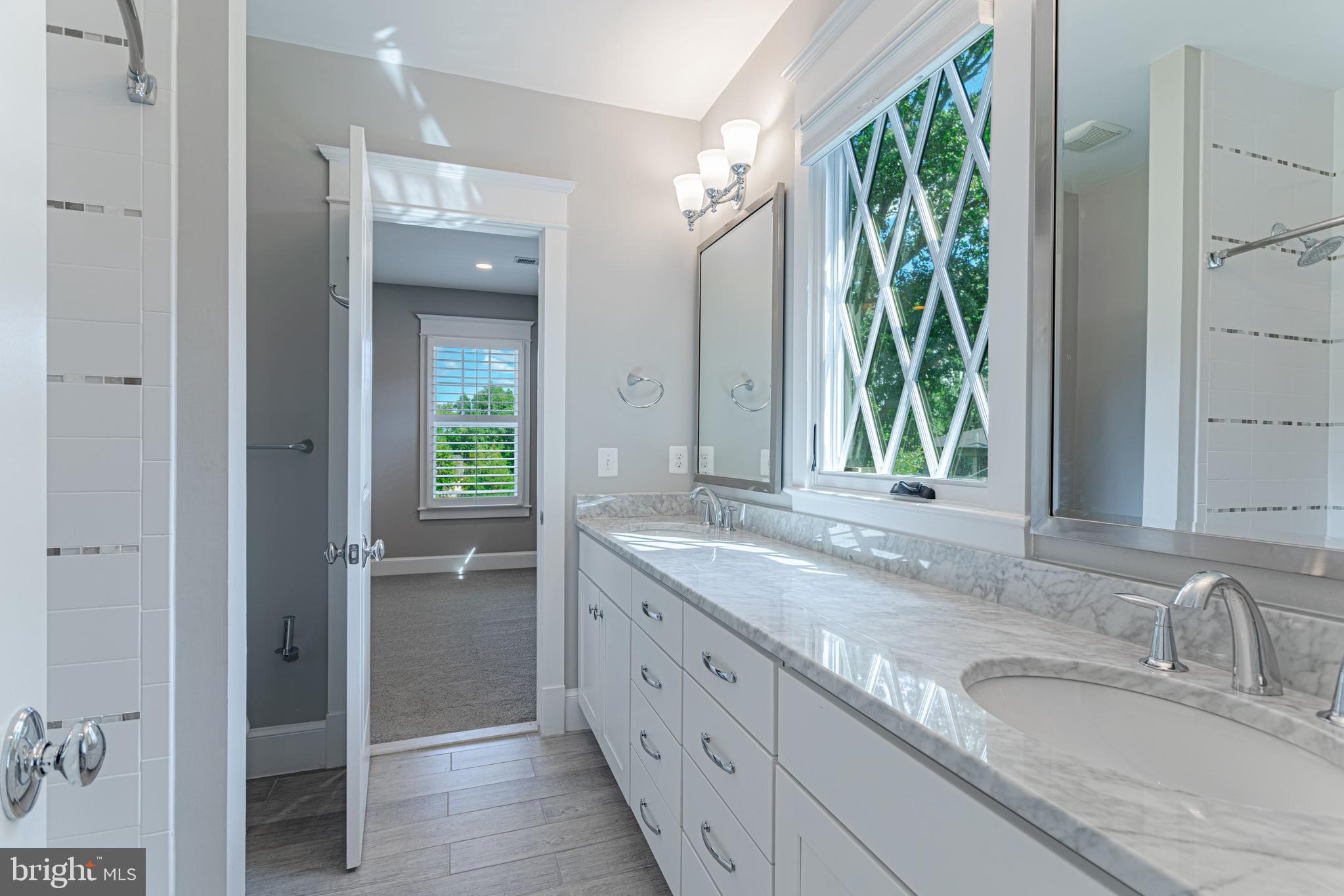 1478 Waggaman Circle McLean, VA 22101 - Photo 28 of 50 Jack and Jill bathroom