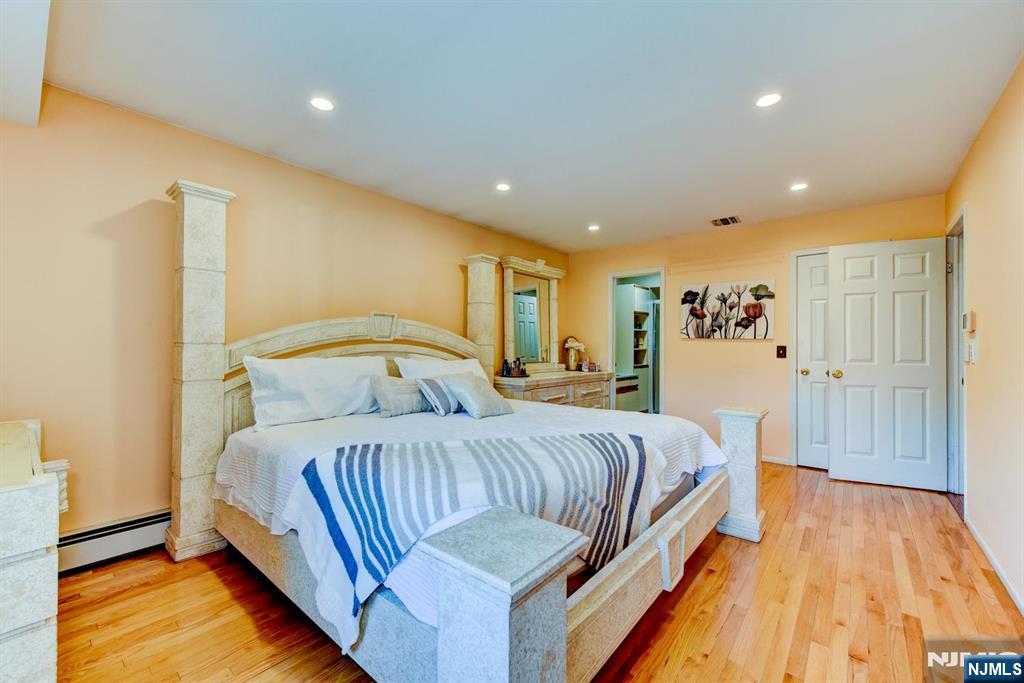 17 Independence Way Rockaway, NJ 07866 - Photo 30 of 48