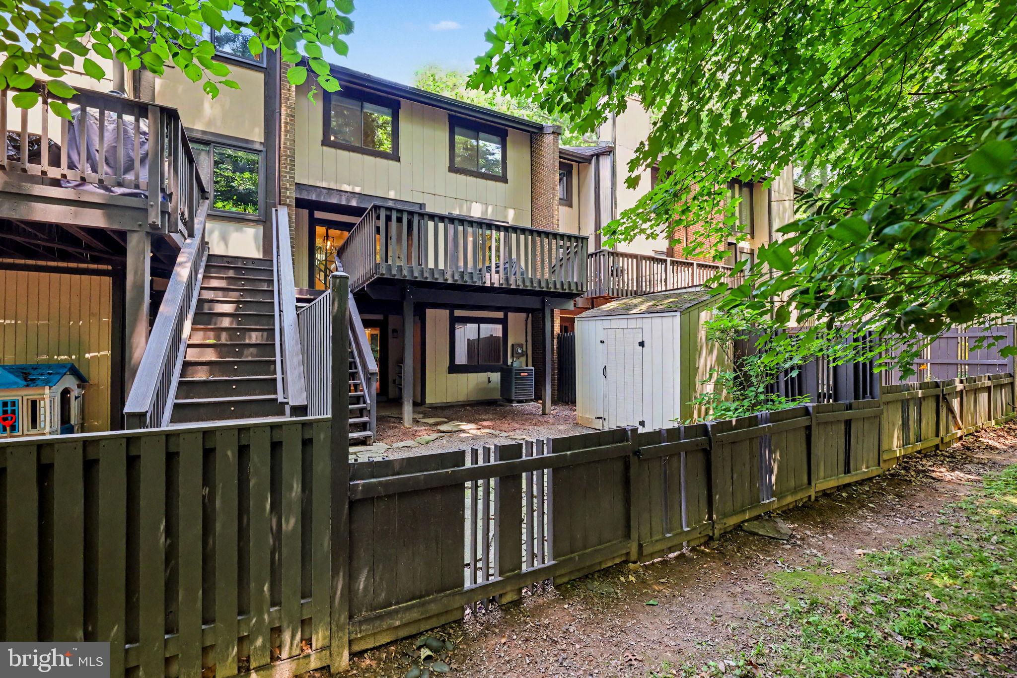 2105 Glencourse Lane Reston, VA 20191 - Photo 73 of 74