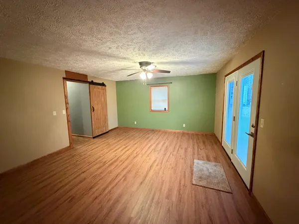 $127,000 | 858 Benton Street, Eldorado, IL 62930