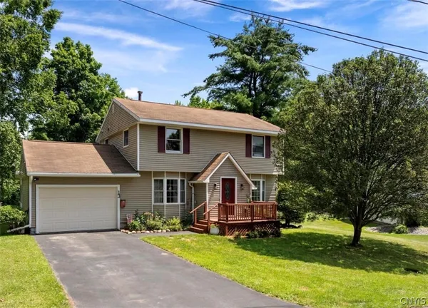 $380,000 | 13 Balsam Circle, Whitestown, NY 13492