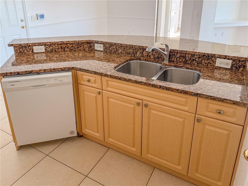 3707 Conroy Road, Unit 1731 Orlando, FL 32839 - Photo 12 of 30