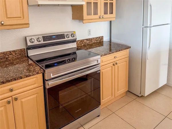 $1,600 | 3707 Conroy Road, Unit 1731, Orlando, FL 32839