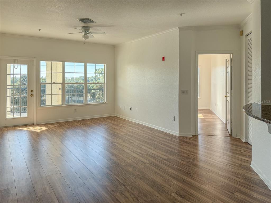 3707 Conroy Road, Unit 1731 Orlando, FL 32839 - Photo 4 of 30