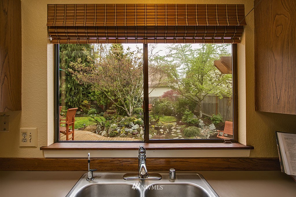 23612 Meridian Place West Bothell, WA 98021 - Photo 8 of 21