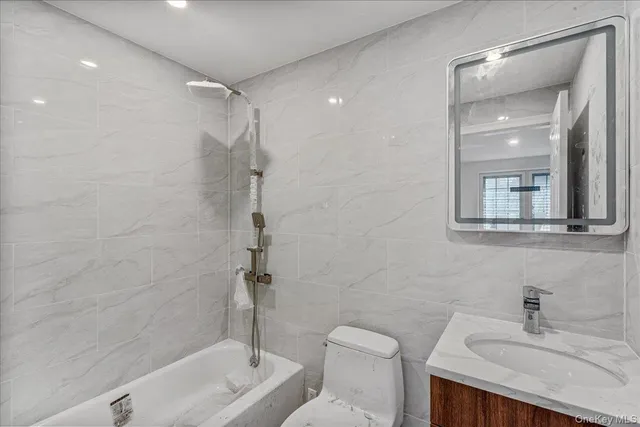 $1,675,000 | 150-25 Hawtree Street | Ozone Park