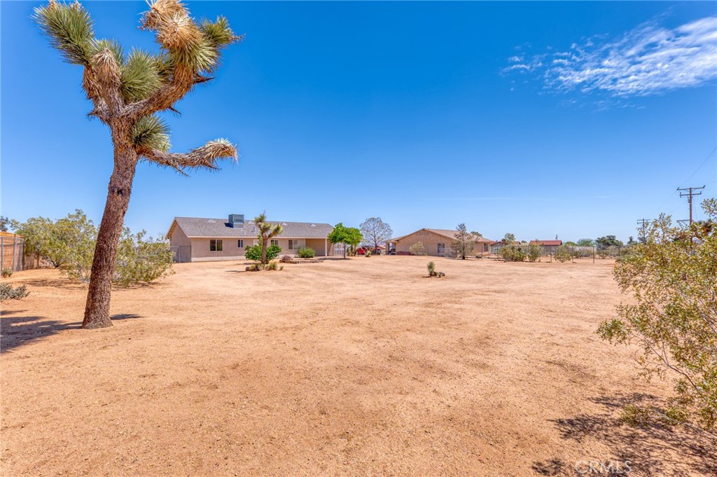58285 Caliente Street Yucca Valley, CA 92284 - Photo 27 of 28