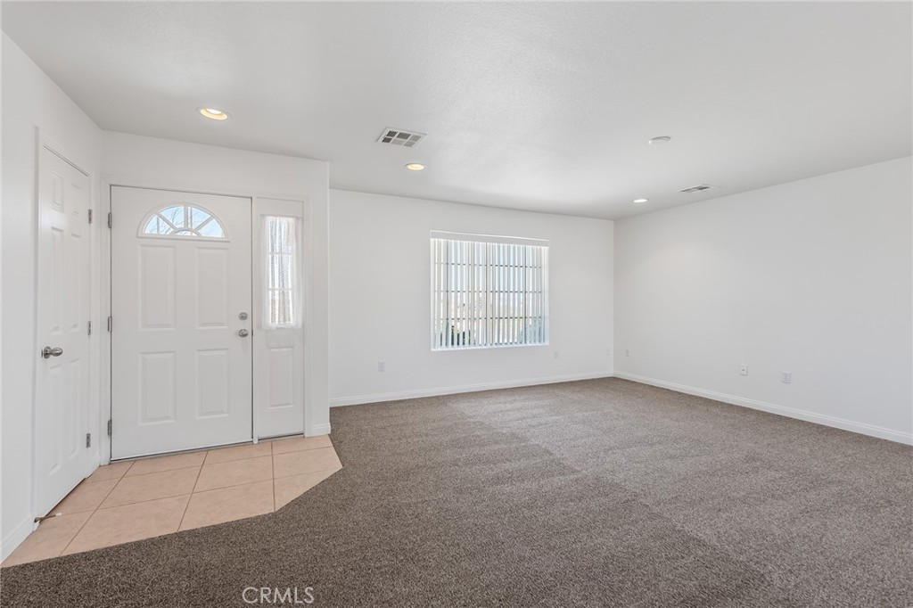 58285 Caliente Street Yucca Valley, CA 92284 - Photo 6 of 28