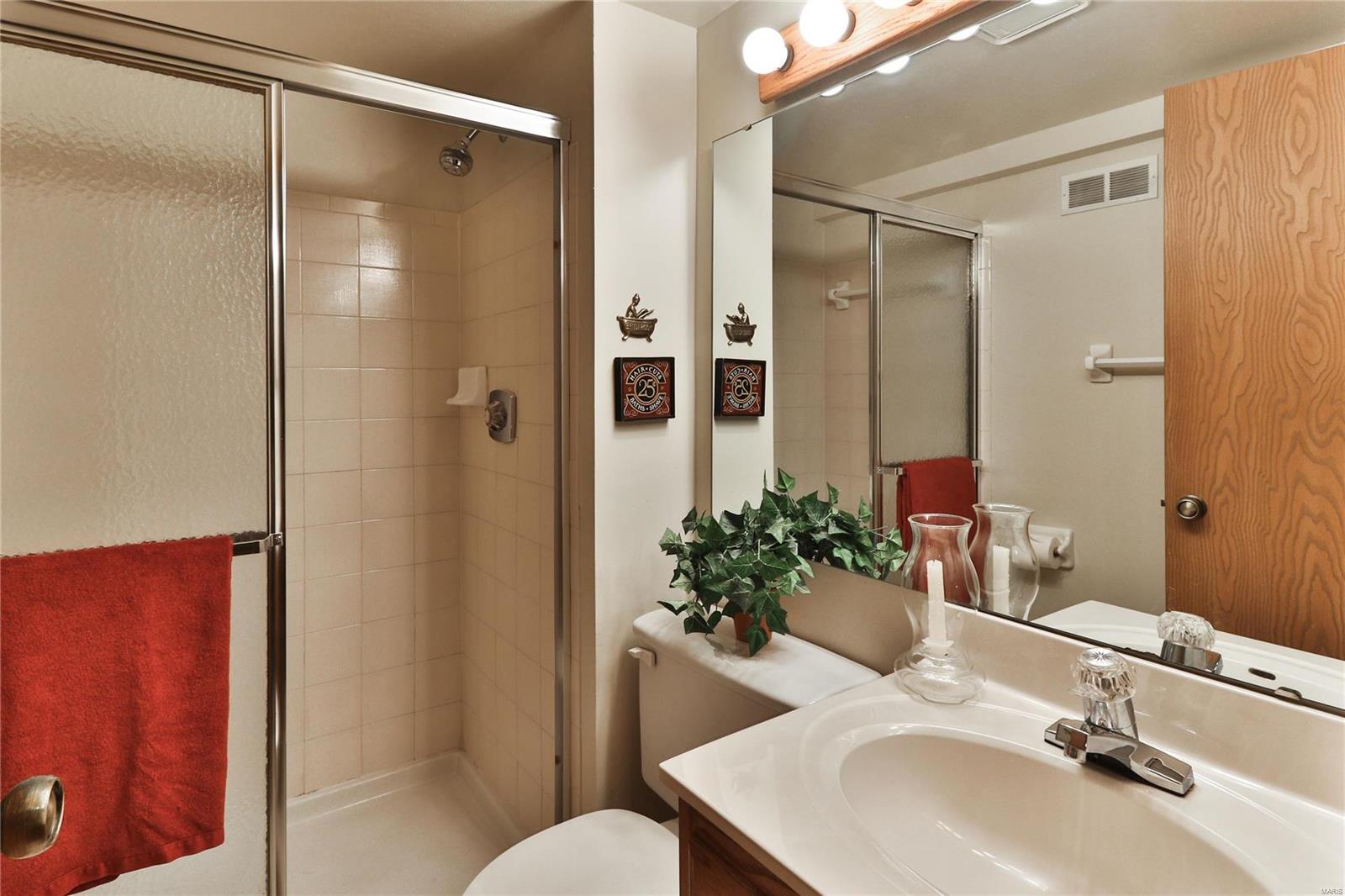 4557 Little Rock Road St. Louis, MO 63128 - Photo 19 of 24 Gallery Image 19