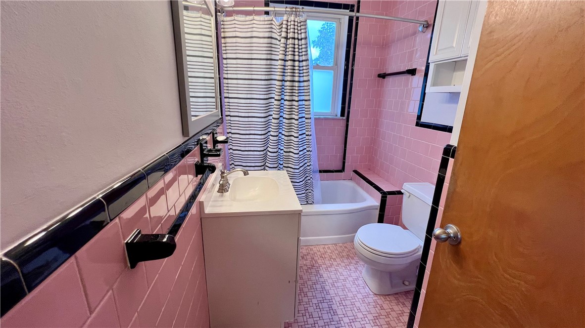 36 Messina Street Providence, RI 02908 - Photo 18 of 25