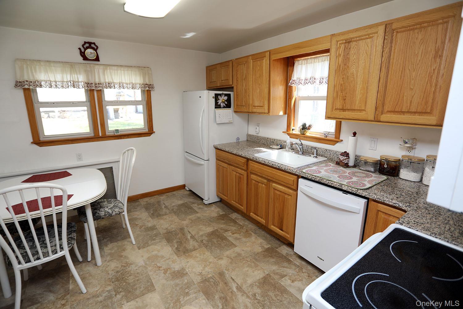 11 Highview Avenue Callicoon, NY 12723 - Photo 13 of 49 Updated kitchen