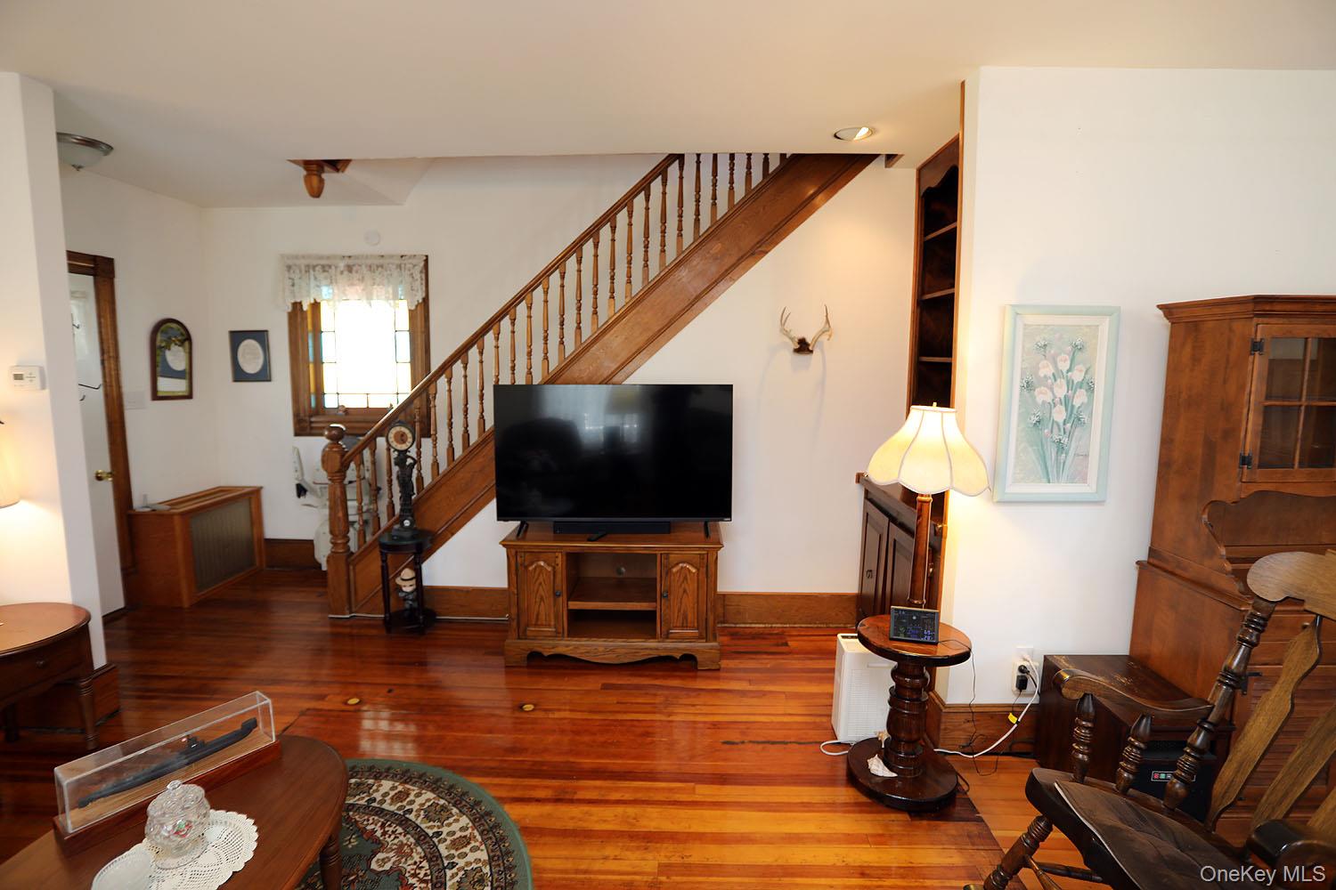11 Highview Avenue Callicoon, NY 12723 - Photo 27 of 49 Beautiful stairway