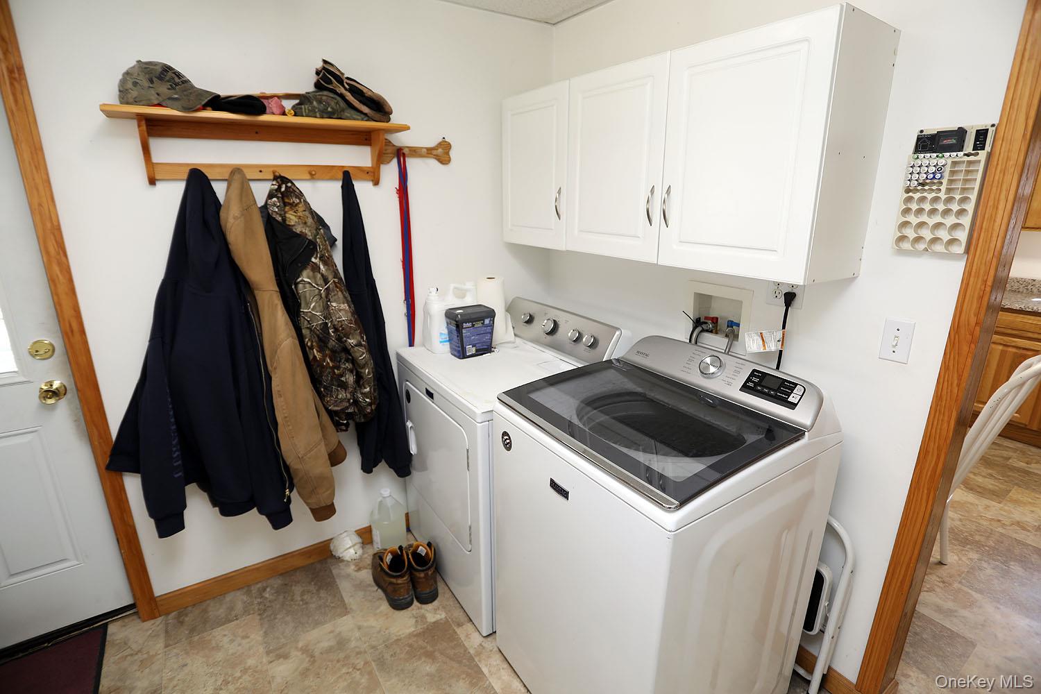 11 Highview Avenue Callicoon, NY 12723 - Photo 47 of 49 Laundry room with washer and dryer