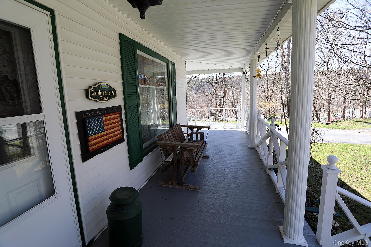 11 Highview Avenue Callicoon, NY 12723 - Photo 7 of 49 Wrap around porch