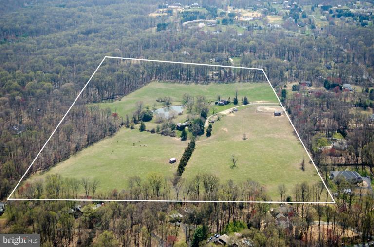 439 Springvale Road Great Falls, VA 22066 - Photo 13 of 13 Exterior (General)