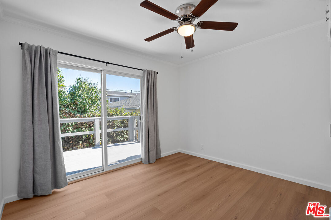 1408 17th Street Manhattan Beach, CA 90266 - Photo 18 of 26