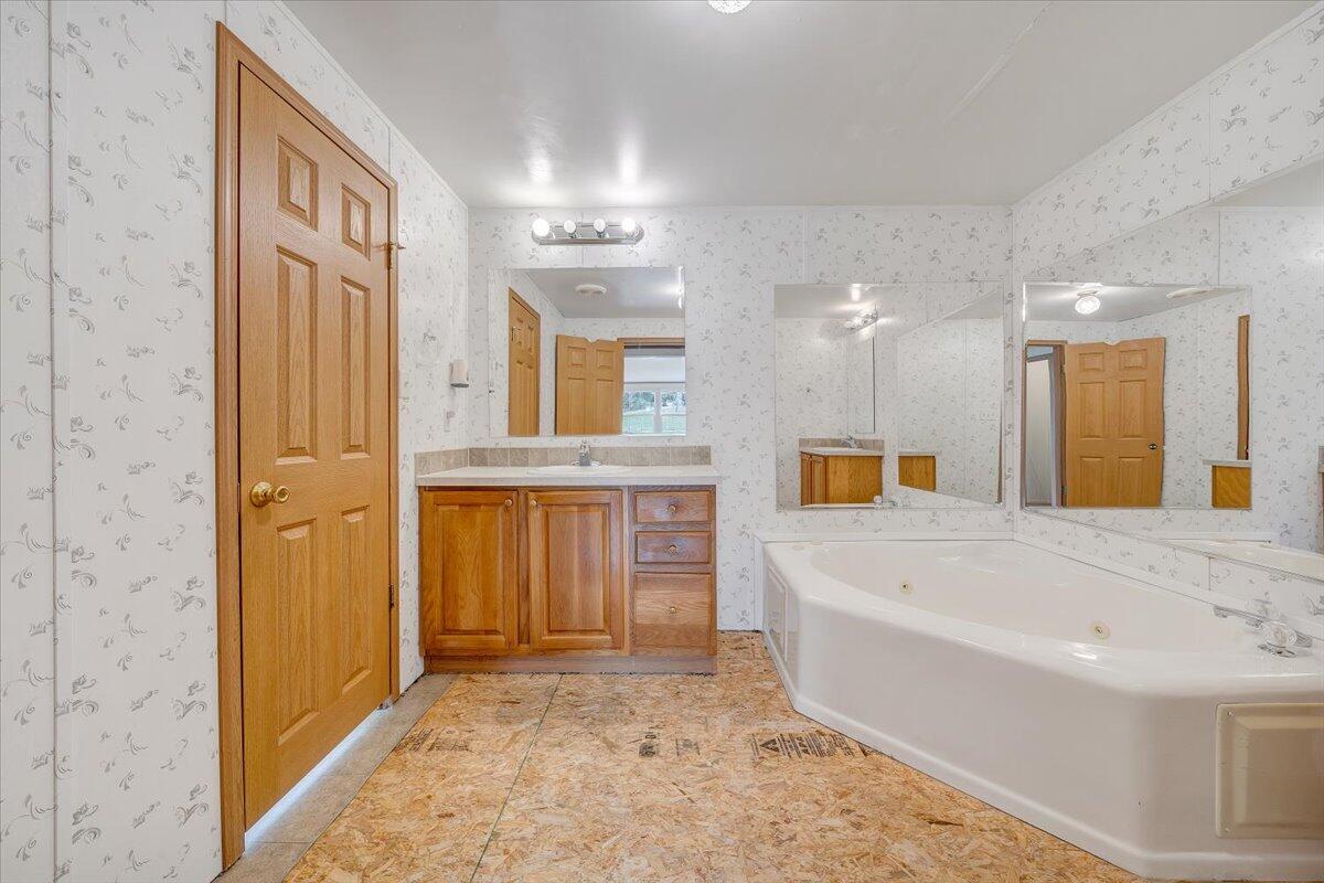 2281 Parrish Road Goodview, VA 24095 - Photo 19 of 54 19-MIB02798
