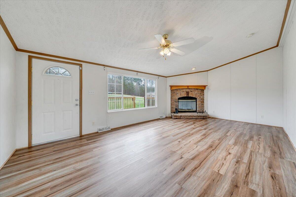2281 Parrish Road Goodview, VA 24095 - Photo 4 of 54 04-MIB02735