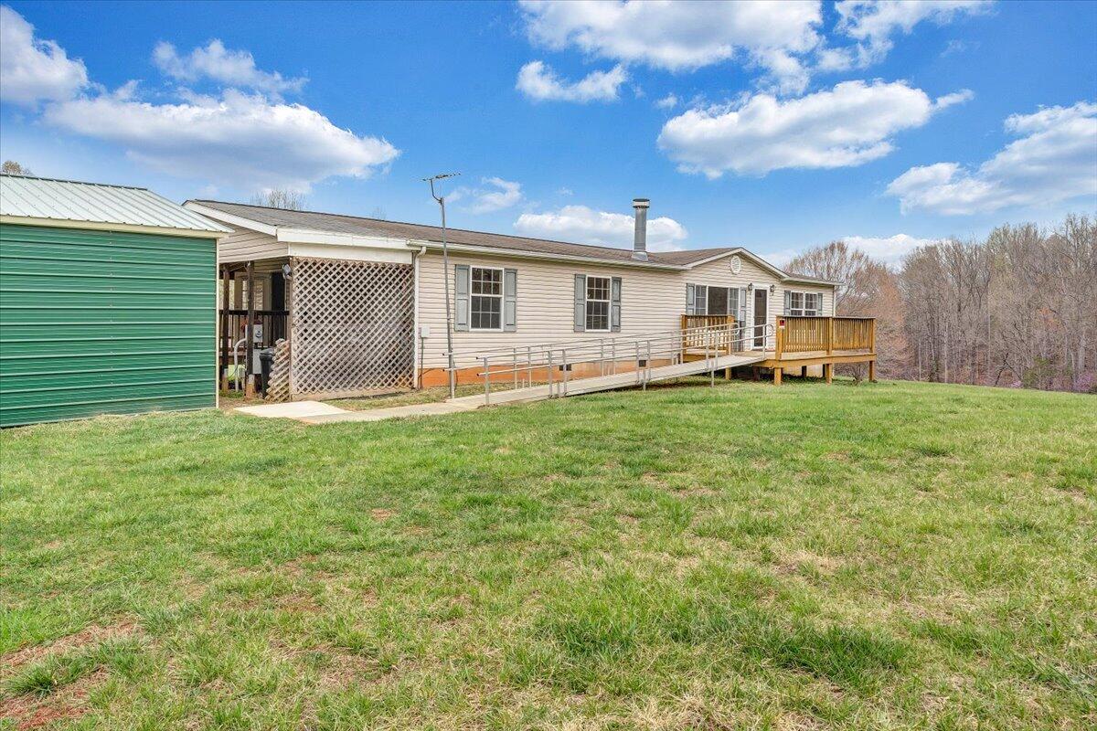 2281 Parrish Road Goodview, VA 24095 - Photo 45 of 54 45-MIB02855