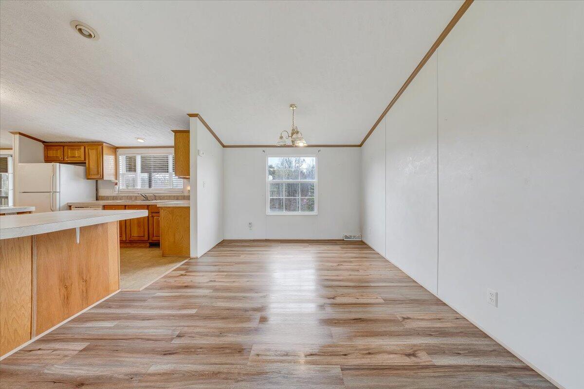 2281 Parrish Road Goodview, VA 24095 - Photo 6 of 54 06-MIB02741