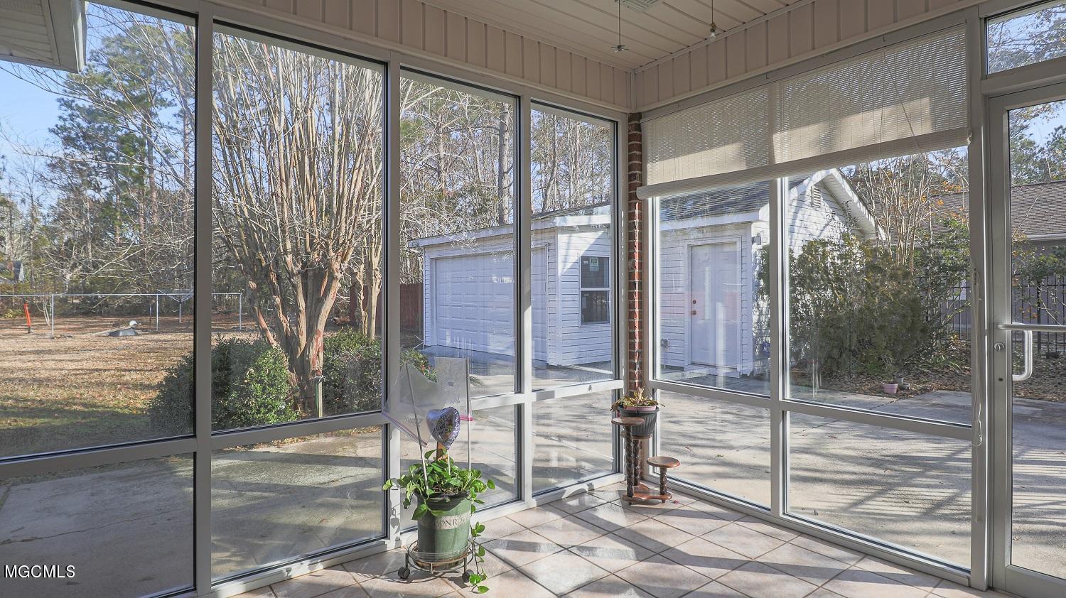 1011 Demourelle Road Pass Christian, MS 39571 - Photo 26 of 30 23