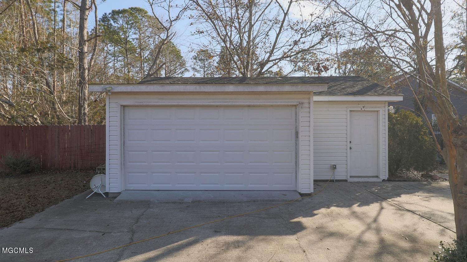 1011 Demourelle Road Pass Christian, MS 39571 - Photo 29 of 30 25