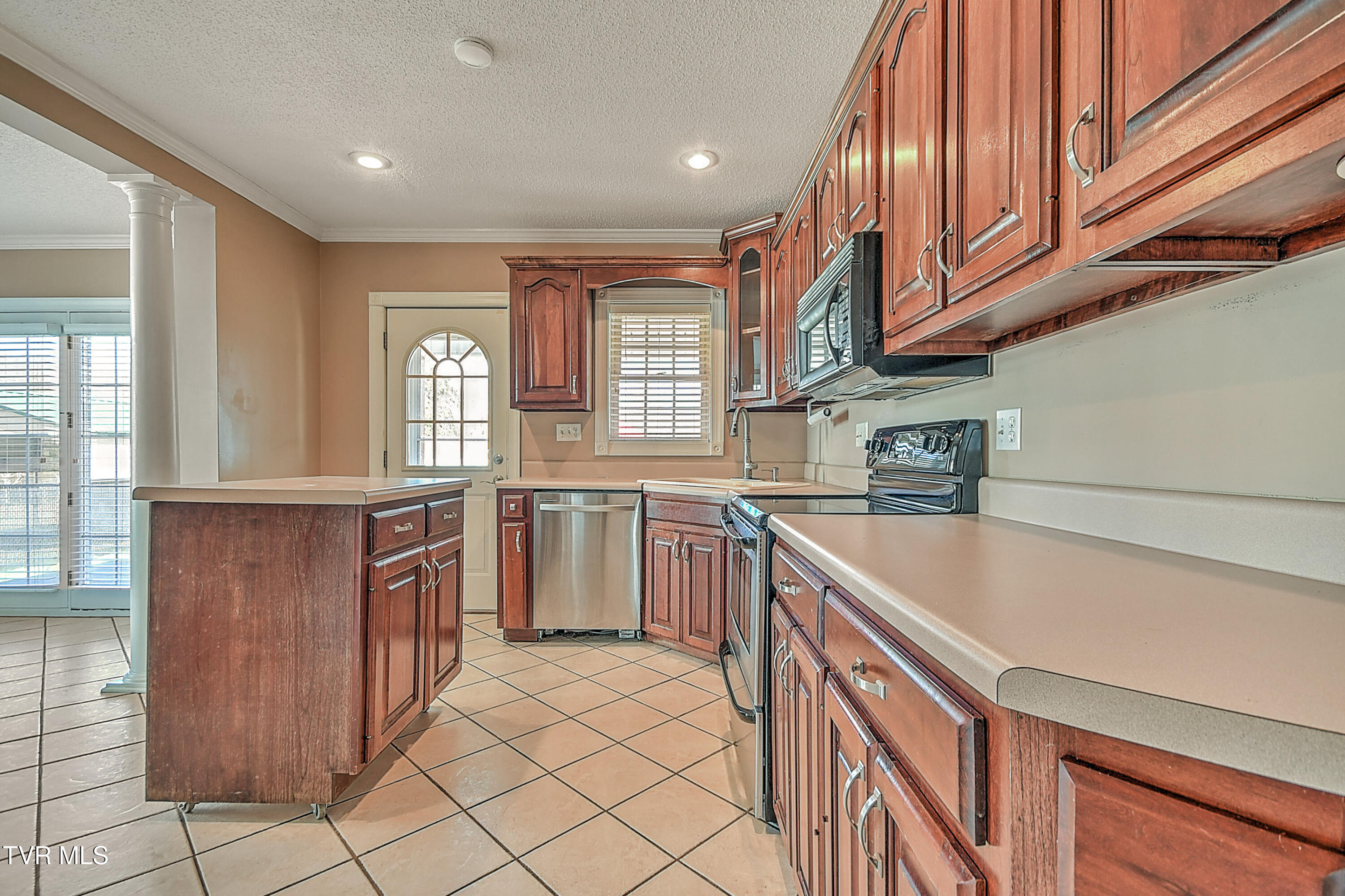 429 Love Street Erwin, TN 37650 - Photo 11 of 37 429 Love St KR-17